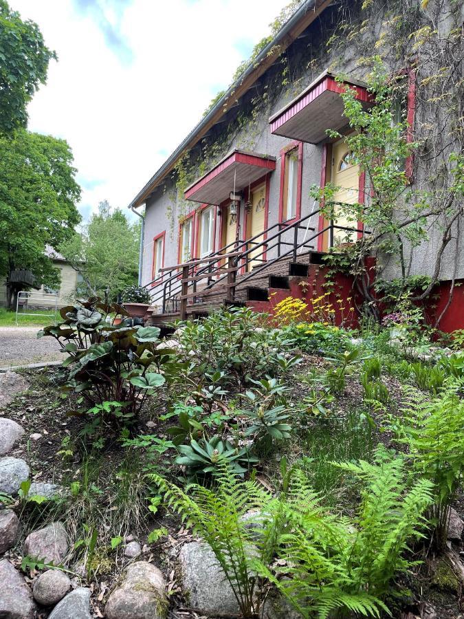 Koulumaeki Hostel Karkola Exterior foto